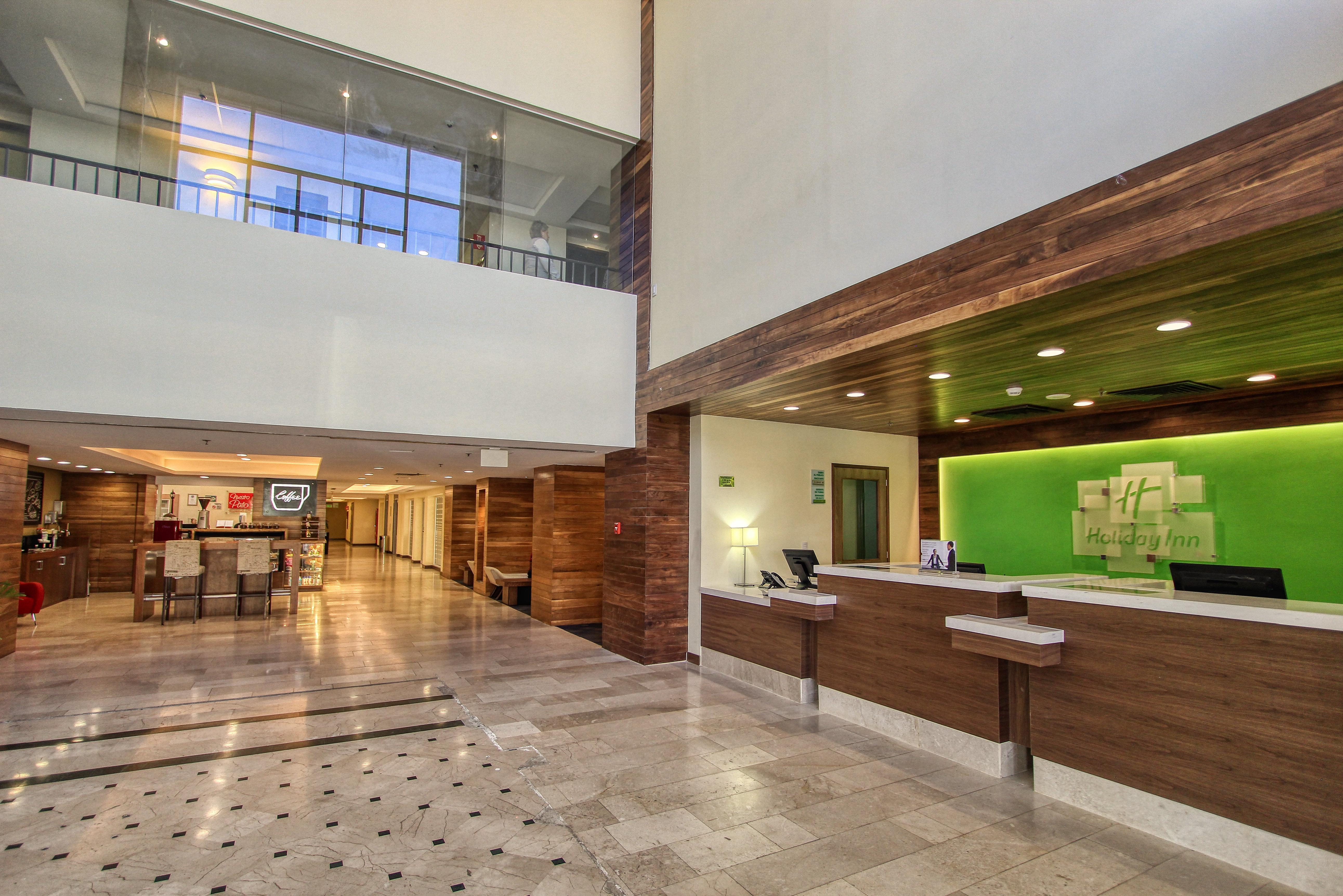 Holiday Inn Leon By Ihg Экстерьер фото