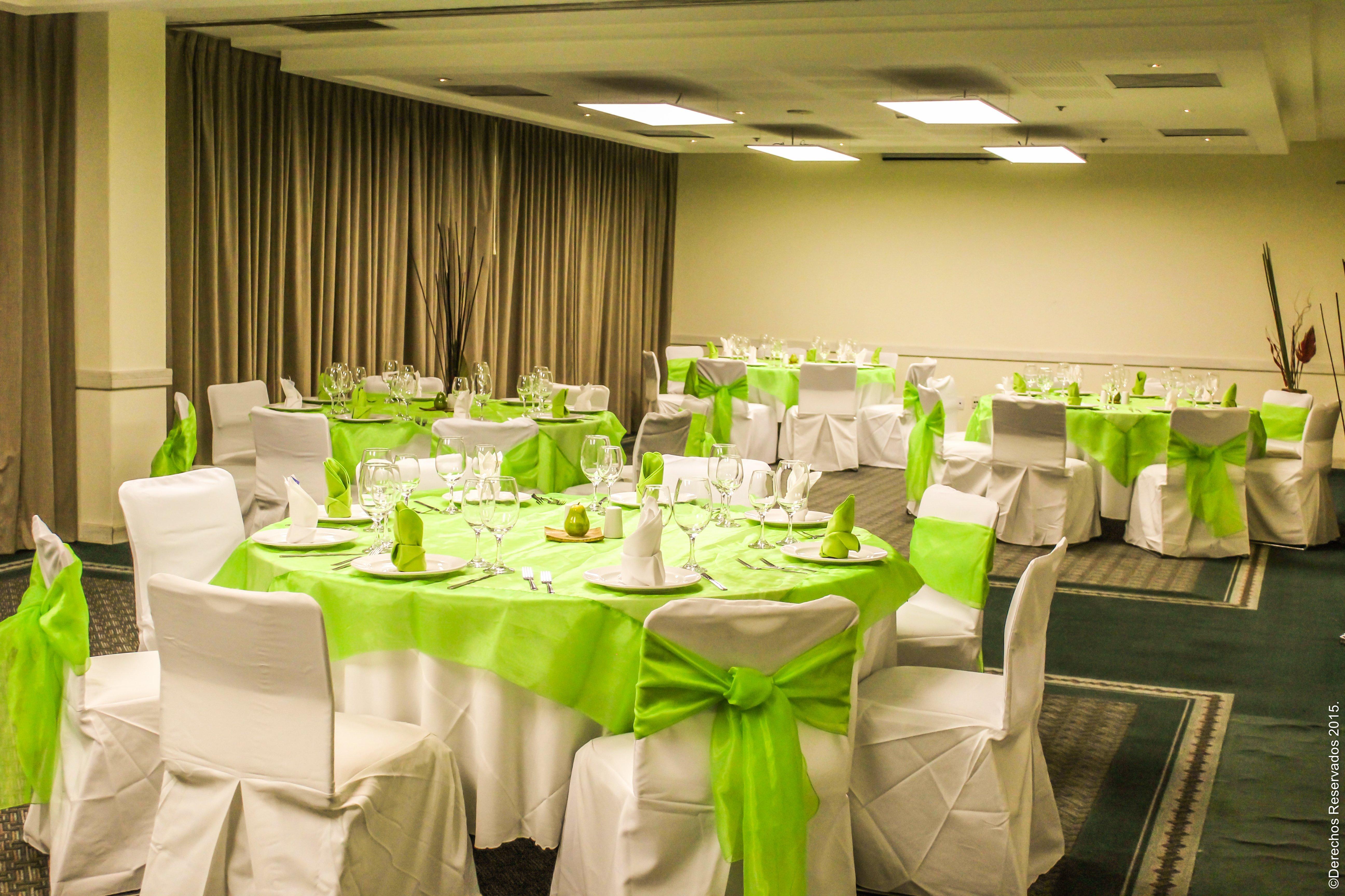 Holiday Inn Leon By Ihg Экстерьер фото